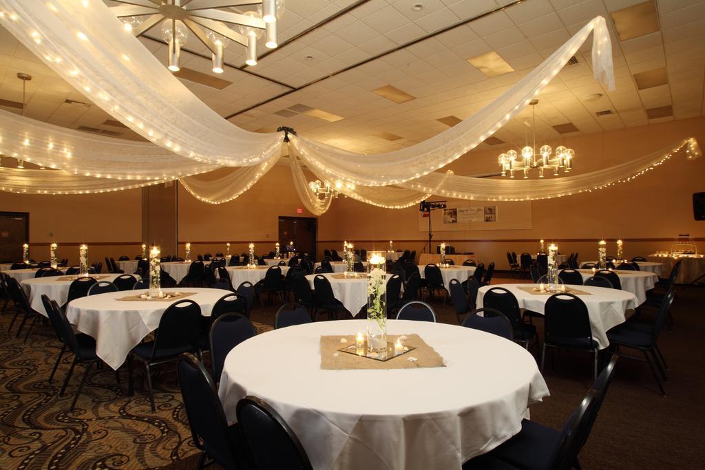 Resort Barkers Island & Conference Center